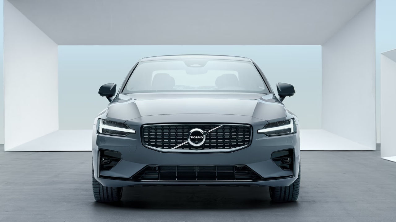 Prices and Specifications for Volvo S60 2024 in UAE Autopediame